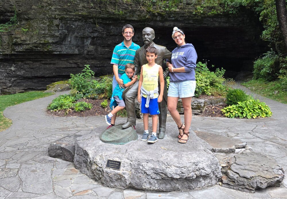 Visita con i bambini alla distilleria Jack Daniel's a Lynchburg in Tennessee